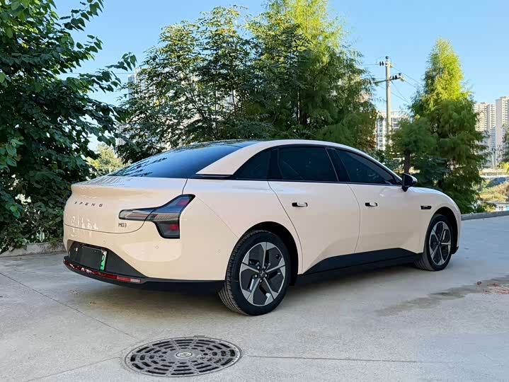 Фото 6 - XPeng Mona M03