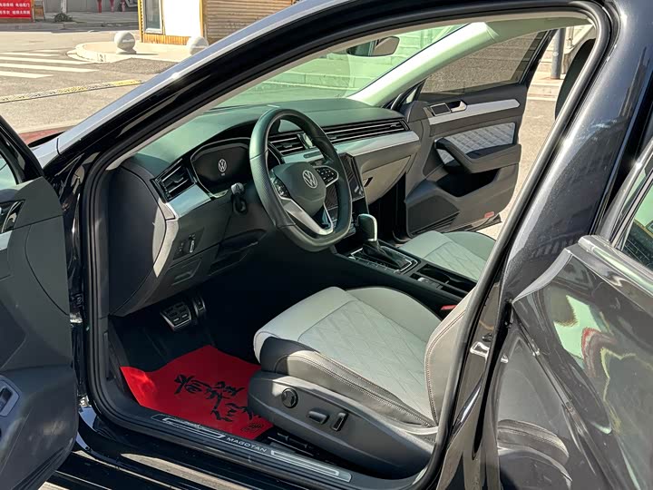 Фото 5 - Volkswagen Magotan