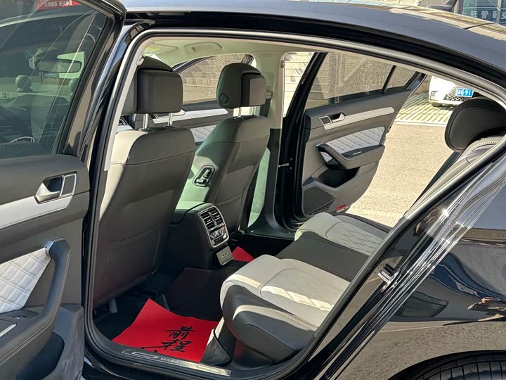 Фото 6 - Volkswagen Magotan