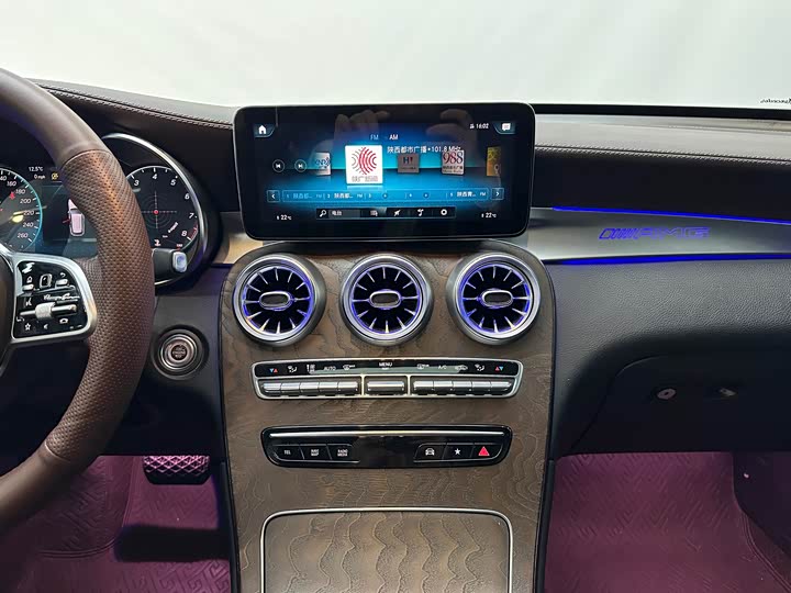 Фото 16 - Mercedes-Benz GLC-Class