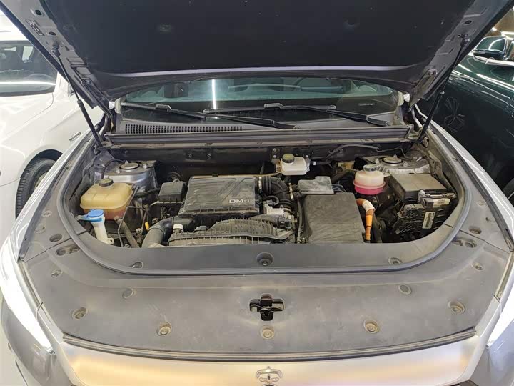 Фото 20 - BYD Song Pro Hybrid