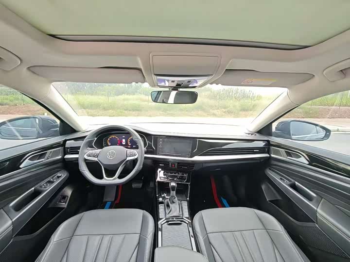 Фото 5 - Volkswagen Passat