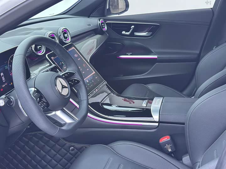 Фото 21 - Mercedes-Benz C-Class