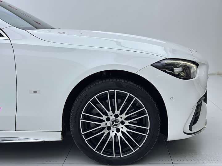 Фото 27 - Mercedes-Benz C-Class