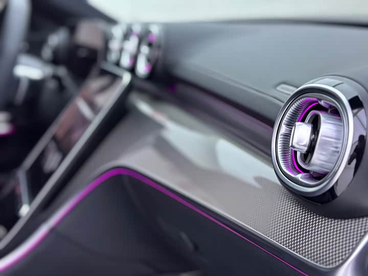 Фото 30 - Mercedes-Benz C-Class