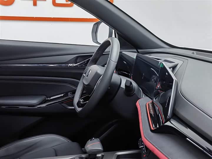 Фото 22 - Changan X5 Plus