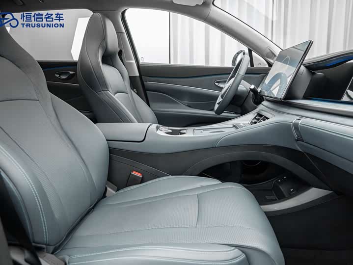 Фото 18 - BYD Sea Lion 07 DM-i Hybrid