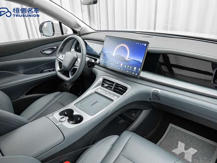 Фото 19 - BYD Sea Lion 07 DM-i Hybrid