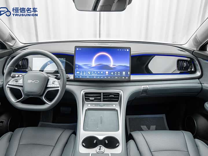 Фото 21 - BYD Sea Lion 07 DM-i Hybrid