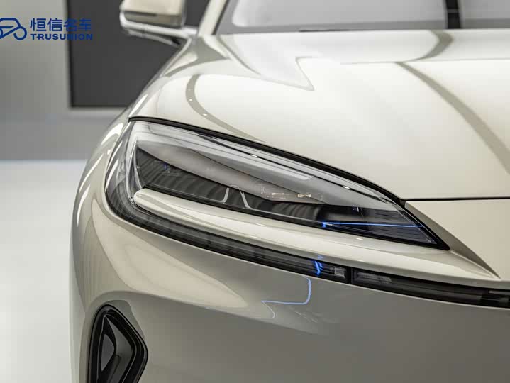 Фото 8 - BYD Sea Lion 07 DM-i Hybrid