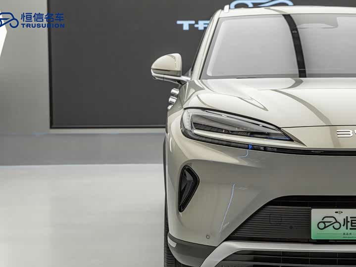 Фото 9 - BYD Sea Lion 07 DM-i Hybrid