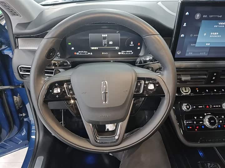 Фото 11 - Lincoln Corsair