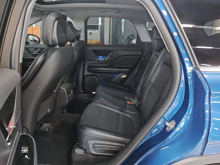 Фото 17 - Lincoln Corsair