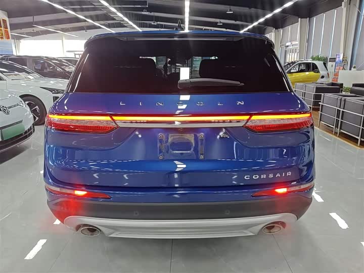 Фото 6 - Lincoln Corsair