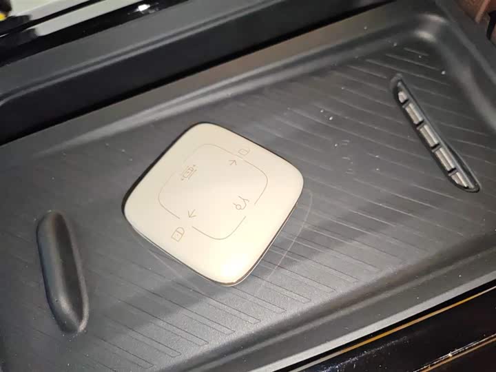 Фото 9 - Zeekr Mix