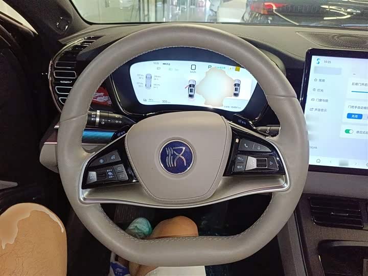 Фото 3 - BYD Han