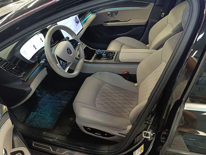 Фото 7 - BYD Han