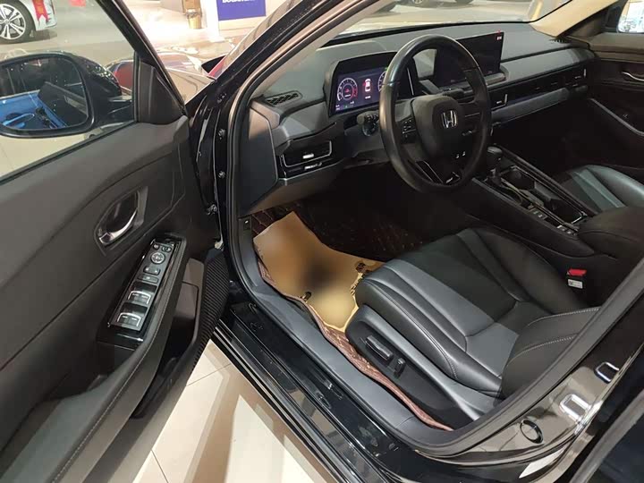 Фото 16 - Honda Inspire