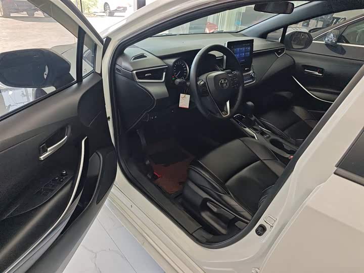 Фото 16 - Toyota Levin