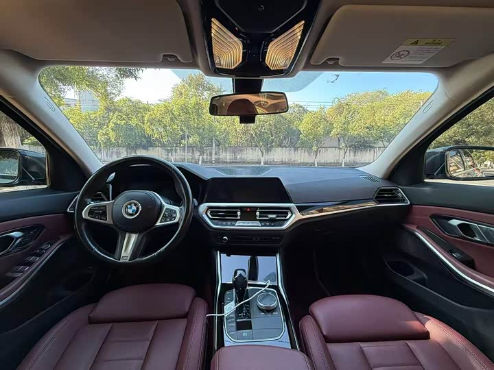 Фото 3 - BMW 3 Series