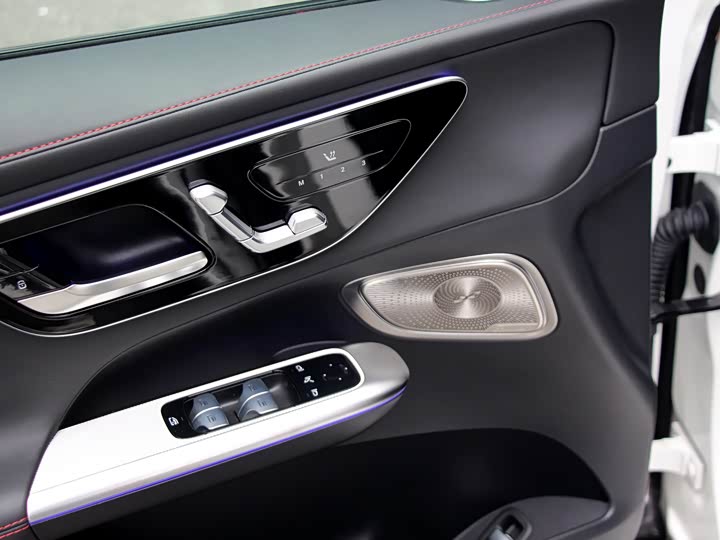 Фото 8 - Mercedes-Benz GLC-Class AMG