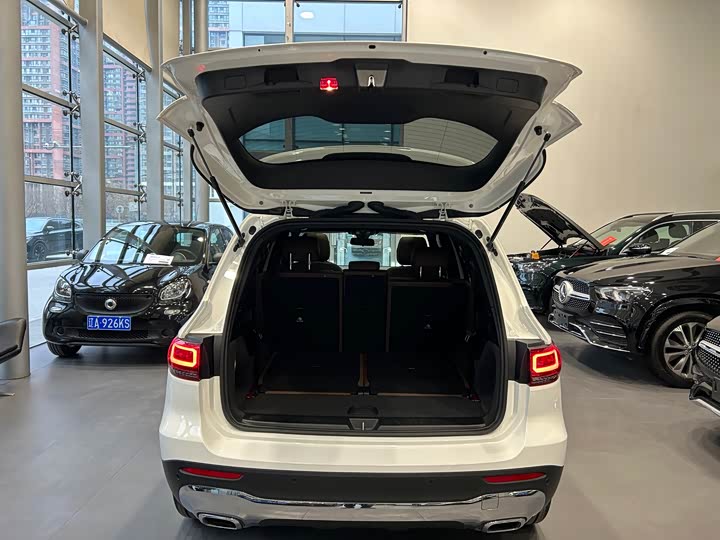 Фото 22 - Mercedes-Benz GLB-Class