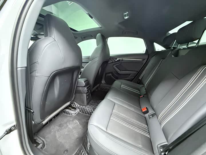 Фото 8 - Audi A3