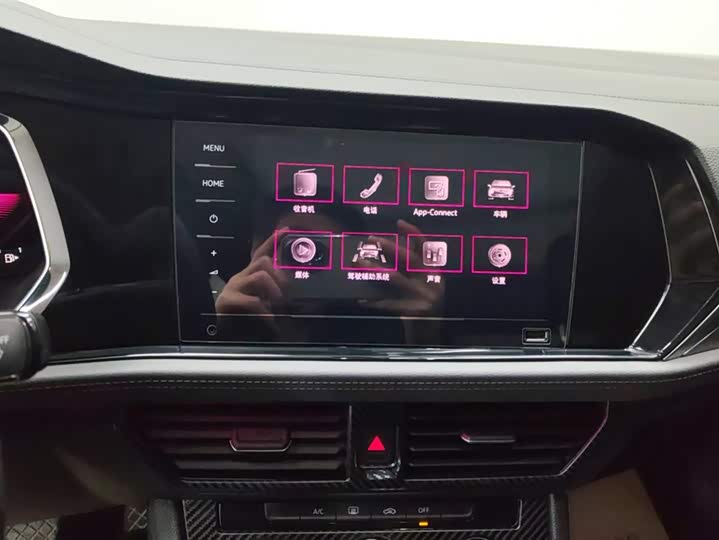 Фото 13 - Volkswagen Sagitar L