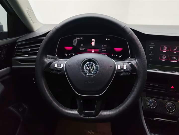 Фото 15 - Volkswagen Sagitar L