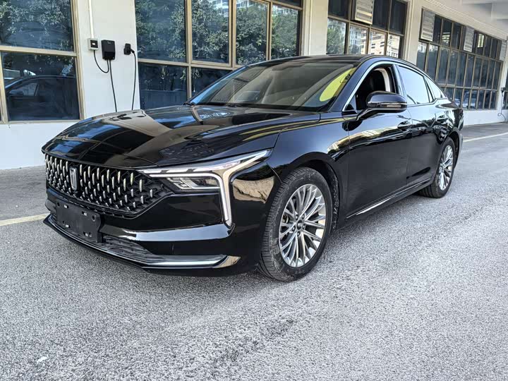 Фото 1 - Bestune B70