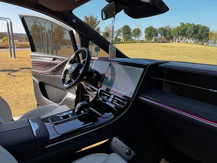 Фото 17 - GAC Trumpchi M8