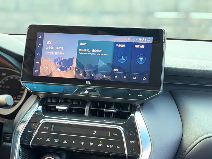 Фото 20 - Toyota Venza