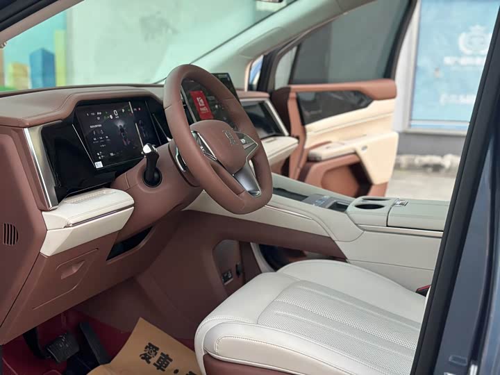 Фото 6 - BYD Xia