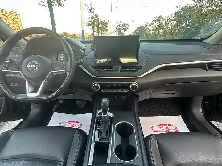 Фото 12 - Nissan Teana