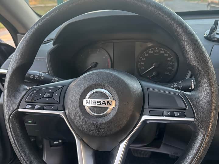 Фото 13 - Nissan Teana