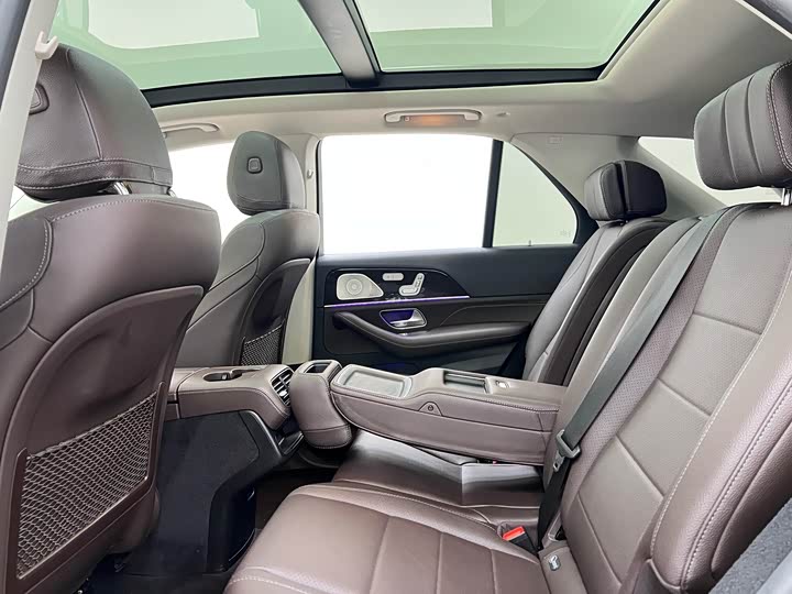 Фото 18 - Mercedes-Benz GLE-Class