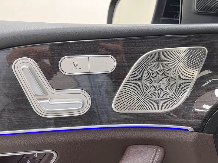 Фото 21 - Mercedes-Benz GLE-Class