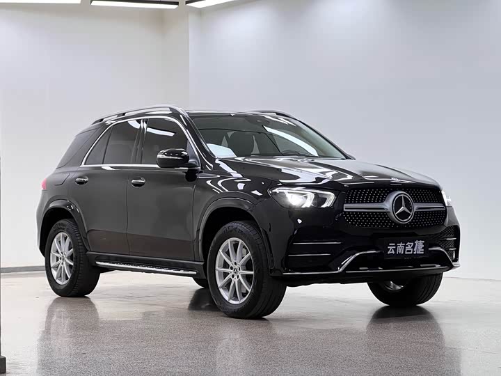 Фото 4 - Mercedes-Benz GLE-Class