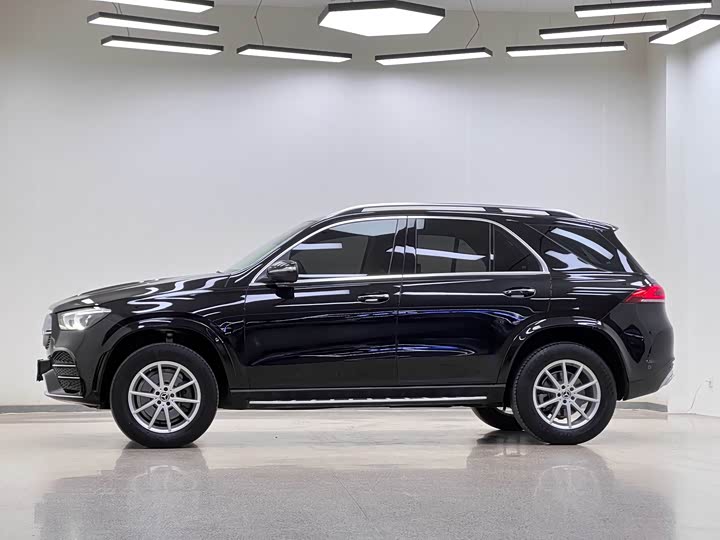 Фото 5 - Mercedes-Benz GLE-Class