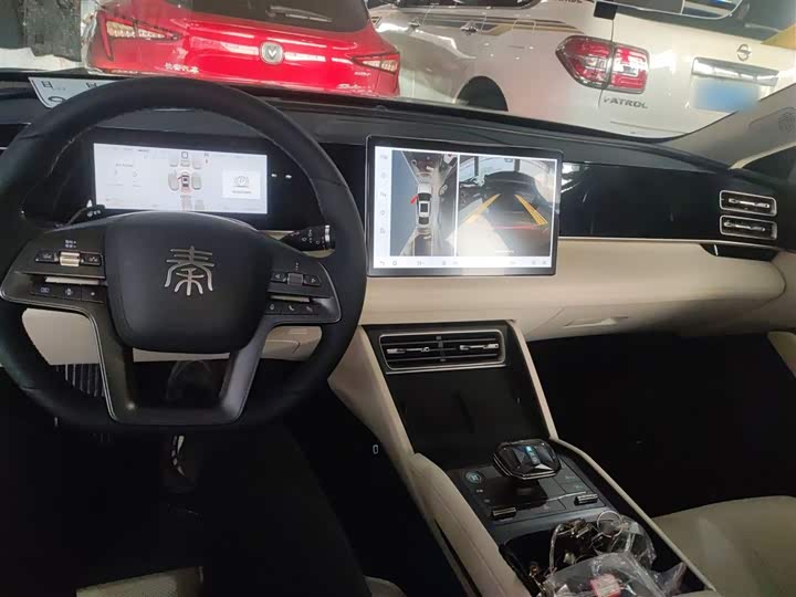 Фото 12 - BYD Qin L