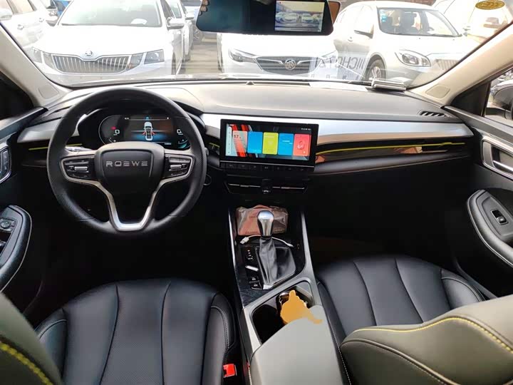 Фото 10 - Roewe i5