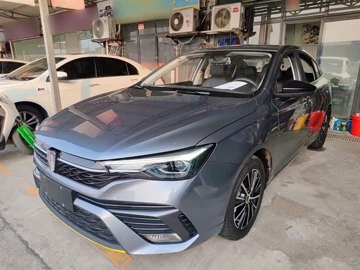 Фото 2 - Roewe i5