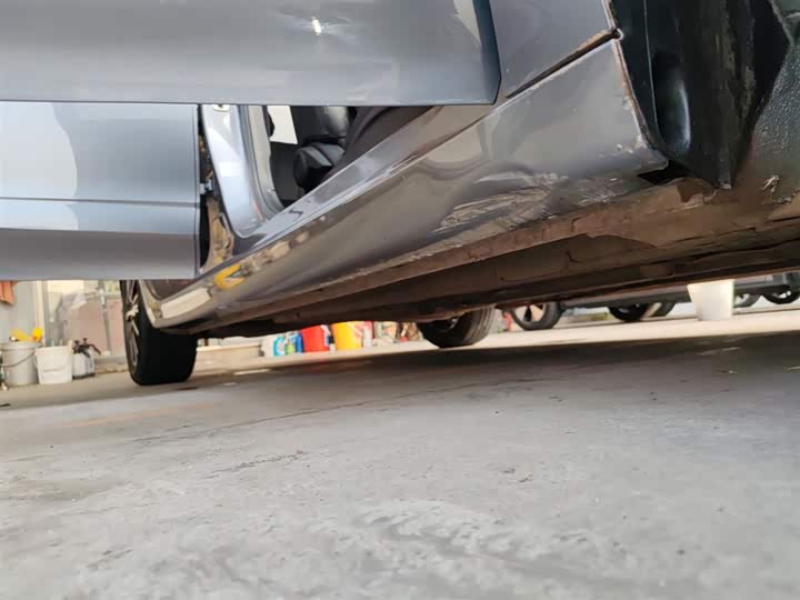 Фото 21 - Roewe i5