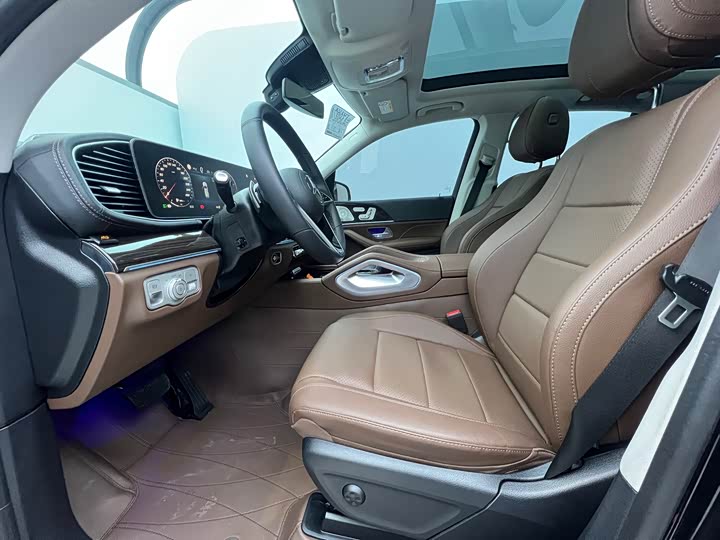 Фото 10 - Mercedes-Benz GLE-Class