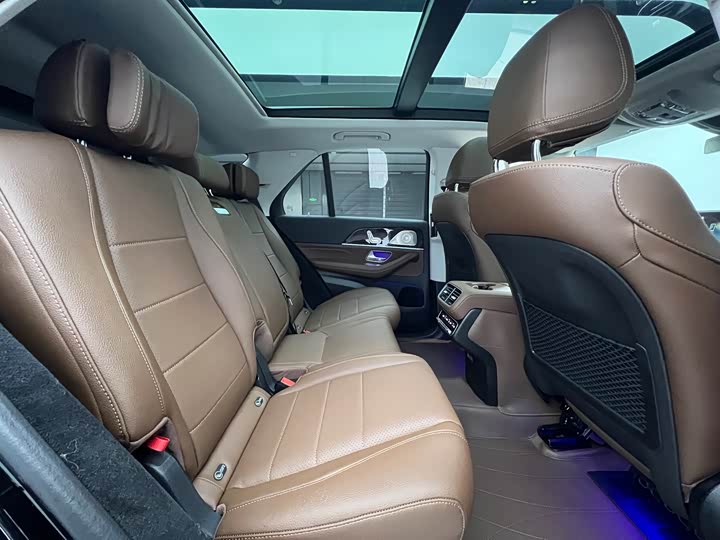 Фото 16 - Mercedes-Benz GLE-Class