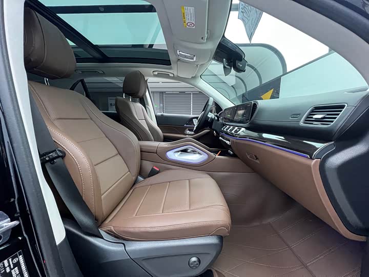 Фото 19 - Mercedes-Benz GLE-Class