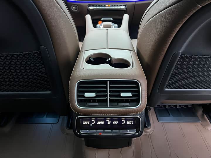 Фото 27 - Mercedes-Benz GLE-Class