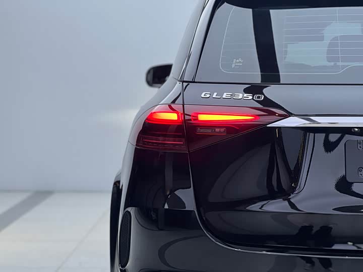 Фото 5 - Mercedes-Benz GLE-Class