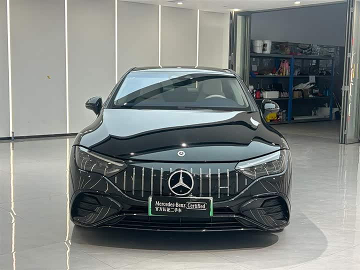 Фото 2 - Mercedes-Benz EQE AMG