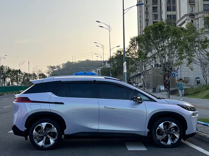 Фото 8 - GAC Aion V